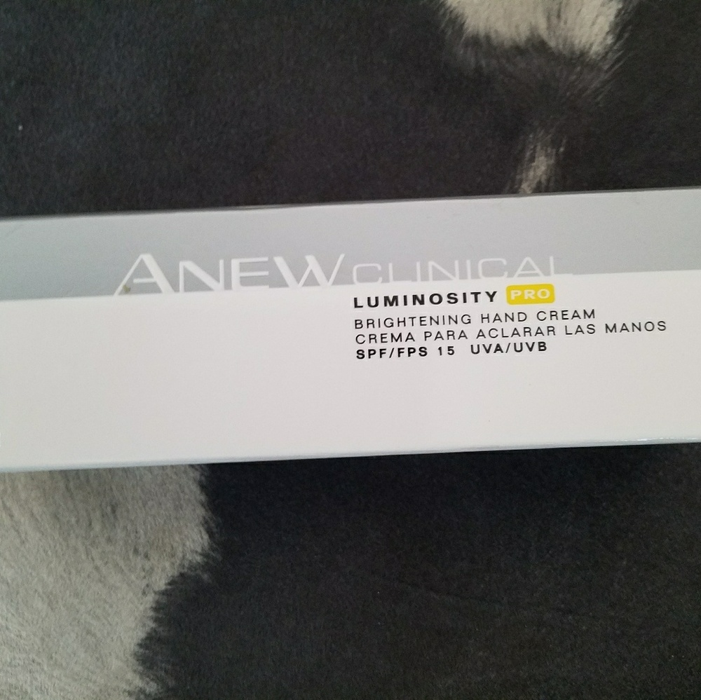 Brightening Hand Cream "By Avon